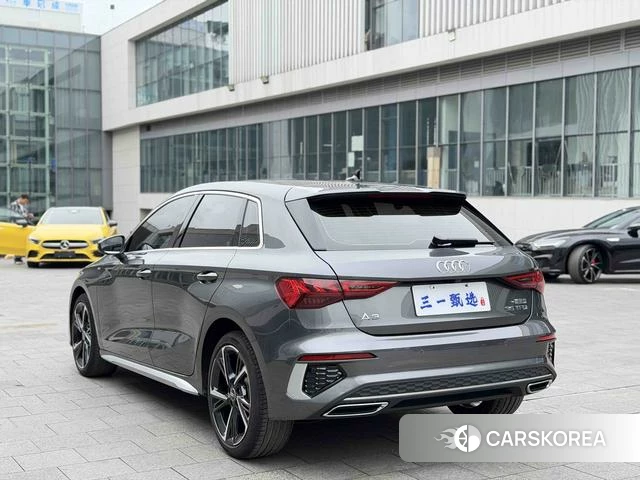 Audi A3 2023 Темно-серый из Китая, фото 6