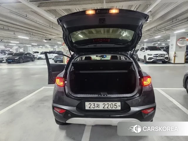Kia Stonic 2018 Серый из Кореи, фото 6