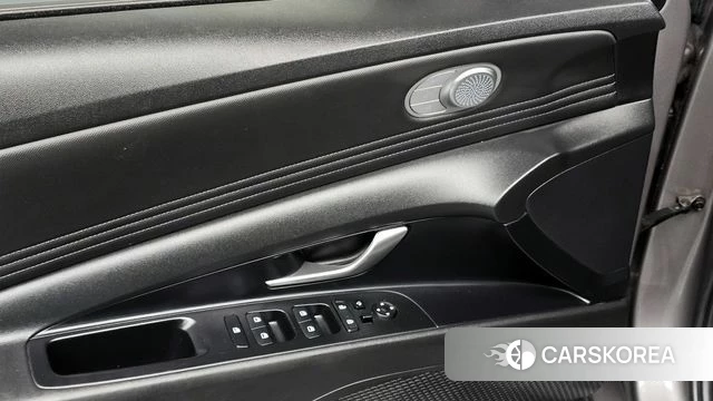 Hyundai Avante (CN7) 2021 Серебристо-серый из Кореи, фото 6