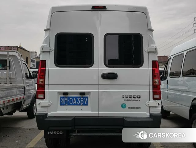 Iveco proud 2025 Белый из Китая, фото 6