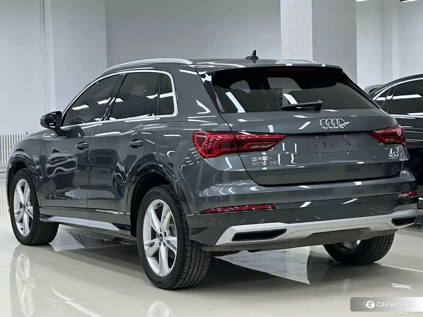 Audi Q3 2023 Silver/gray из Китая, фото 6