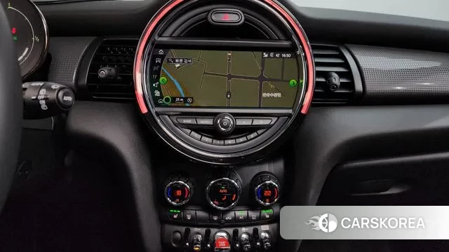 Mini Cooper 2021 Зеленый из Кореи, фото 6