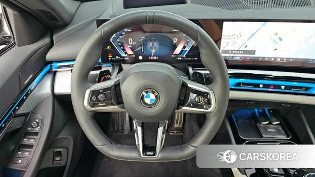 BMW 5 Series (G60) 2025 Серый из Кореи, фото 6