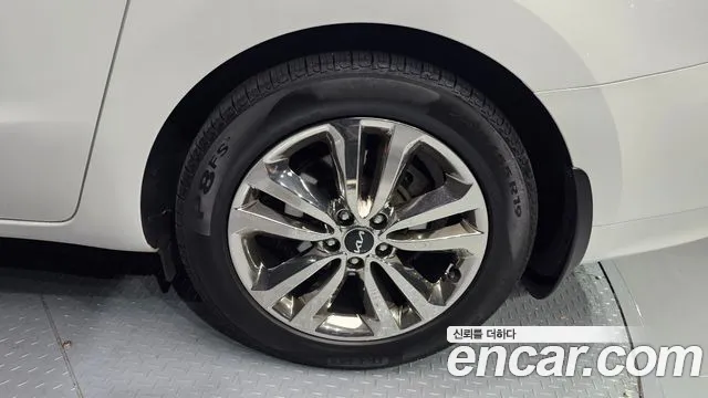 Kia All New Carnival 2018 Белый из Кореи, фото 6