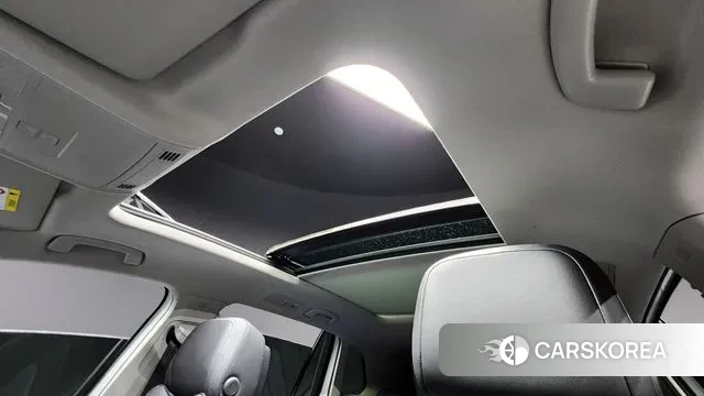 Volkswagen Tiguan second Generation 2023 Белый из Кореи, фото 6