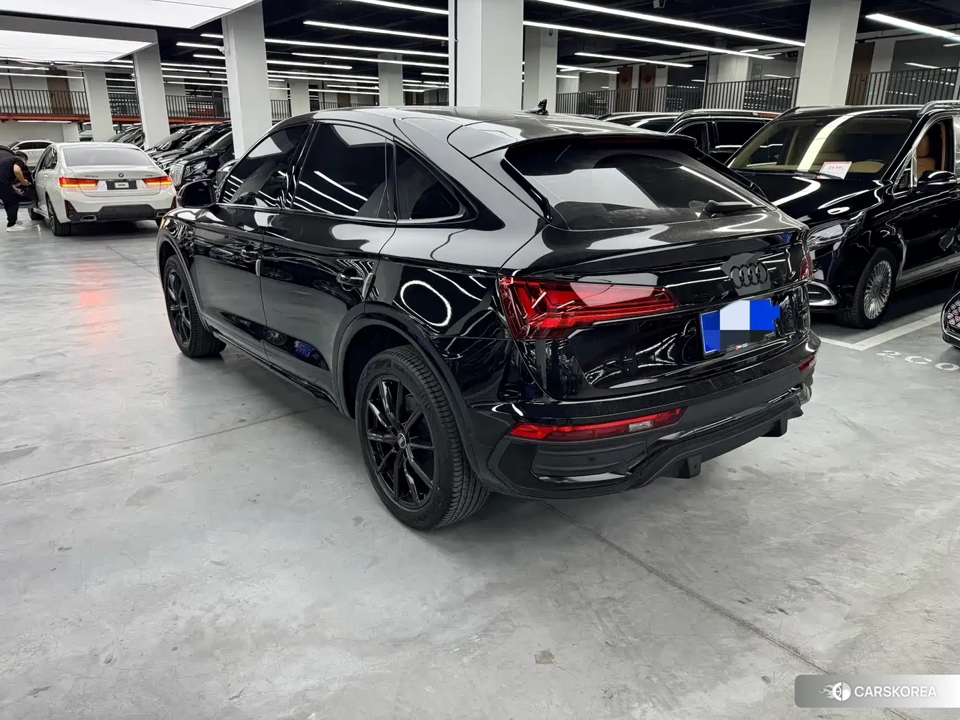 Audi Q5L 2025 Черный из Китая, фото 6