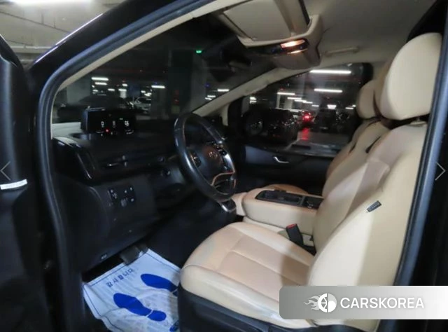 Hyundai Staria 2022 Черный из Кореи, фото 6