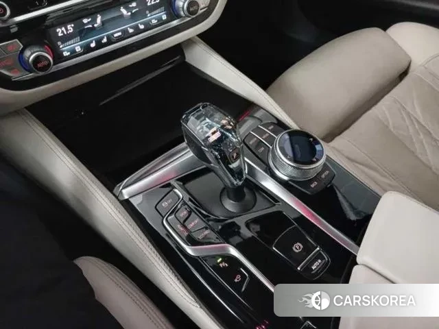 BMW 5 Series (G30) 2021 Черный из Кореи, фото 6