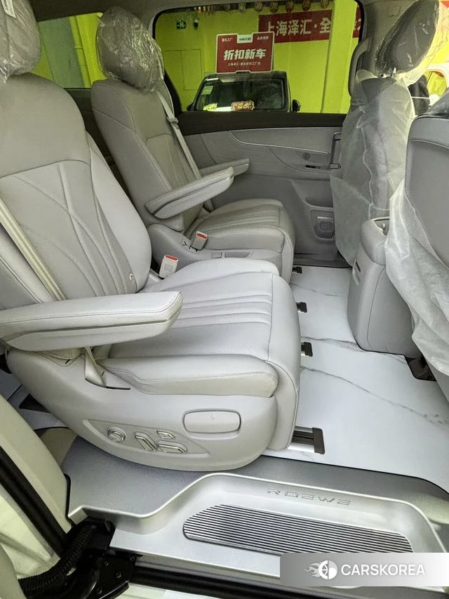 Roewe iMAX8 DMH 2026 Белый из Китая, фото 6