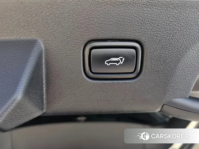 Kia Sportage 5th Generation Hybrid 2023 Белый из Кореи, фото 6