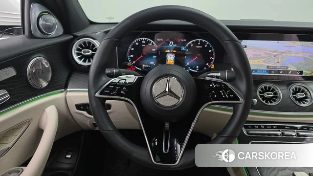 Mercedes-Benz E-Class W213 2023 Белый из Кореи, фото 6