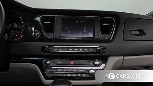 Kia The New Carnival 2018 Черный из Кореи, фото 6