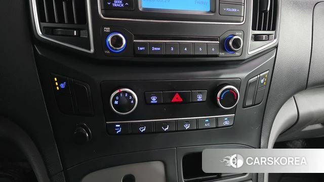 Hyundai Grand Starex 2018 Серебристо-серый из Кореи, фото 6