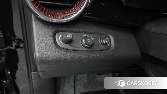 Chevrolet (GM Daewoo) Trax Crossover 2025 Черный из Кореи, фото 6