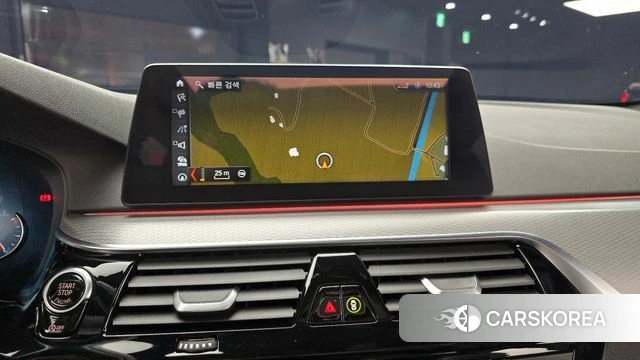 BMW 5 Series (G30) 2018 Серый из Кореи, фото 6