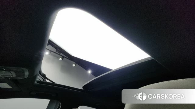 Audi Q3 (F3) 2025 Белый из Кореи, фото 6