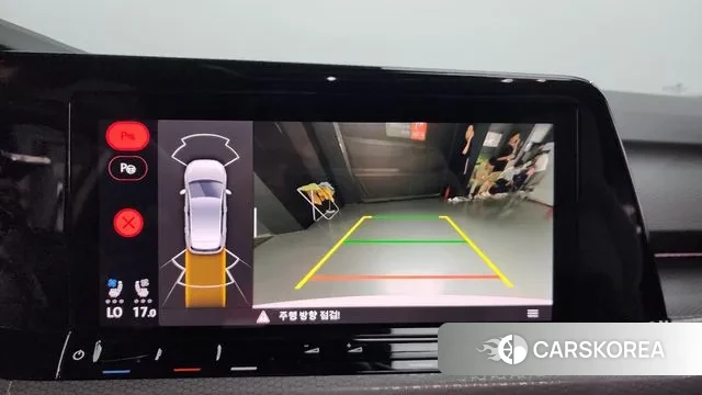 Volkswagen Golf 8th Generation 2024 Белый из Кореи, фото 6