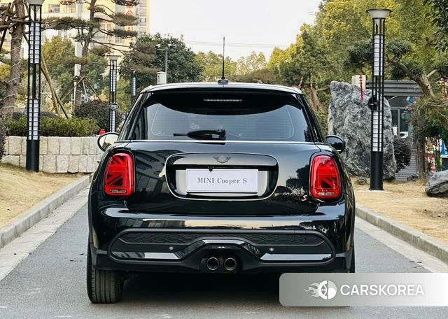 MINI MINI 2024 Черный из Китая, фото 6