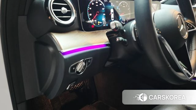 Mercedes-Benz E-Class W213 2021 Белый из Кореи, фото 6