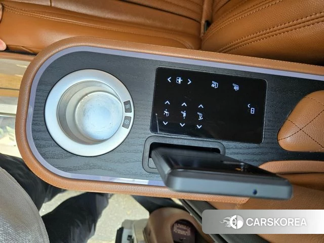 Kia Carnival 4th generation 2023 Белый из Кореи, фото 6