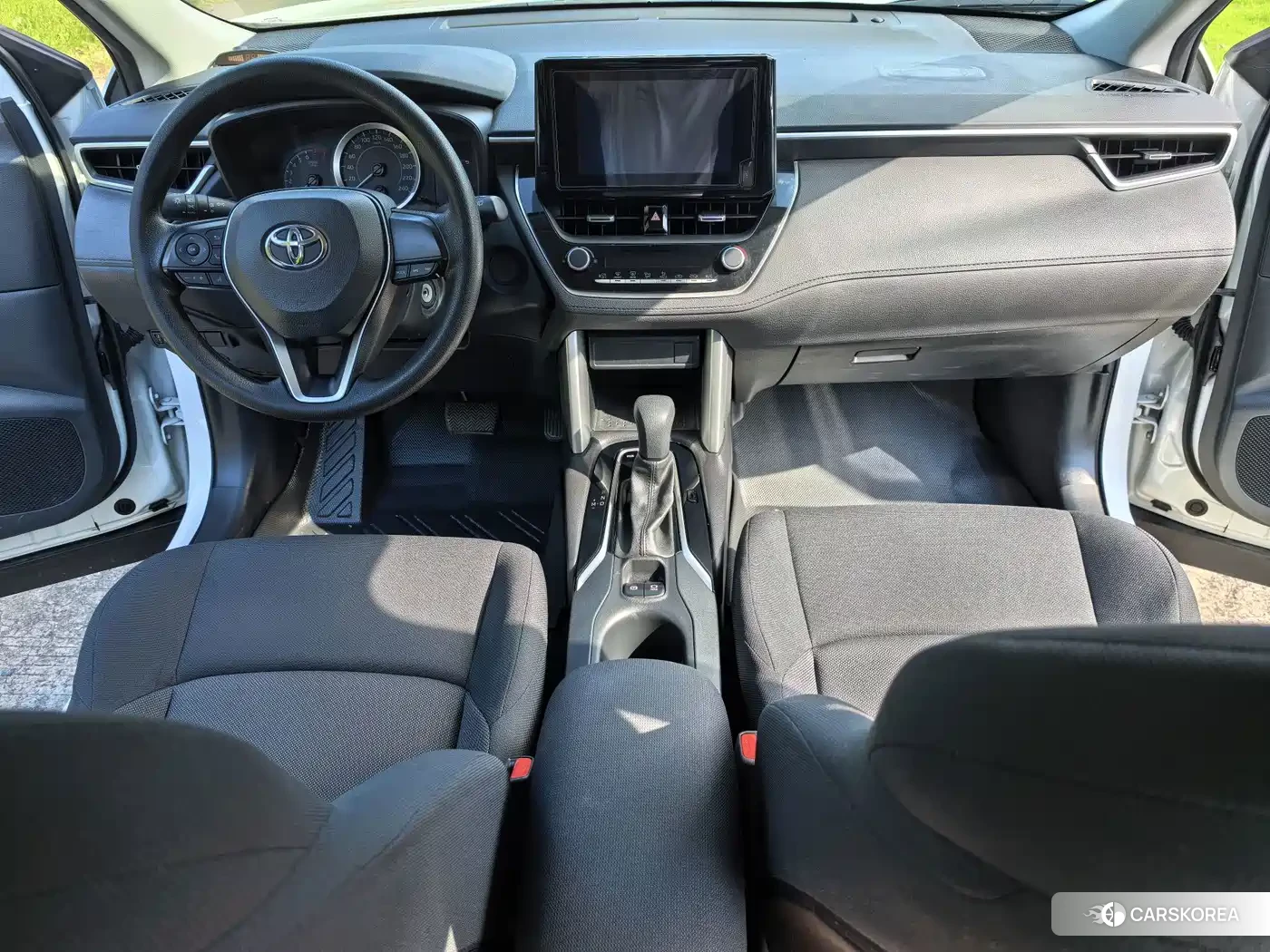 Toyota Frontlander 2022 Белый из Китая, фото 6