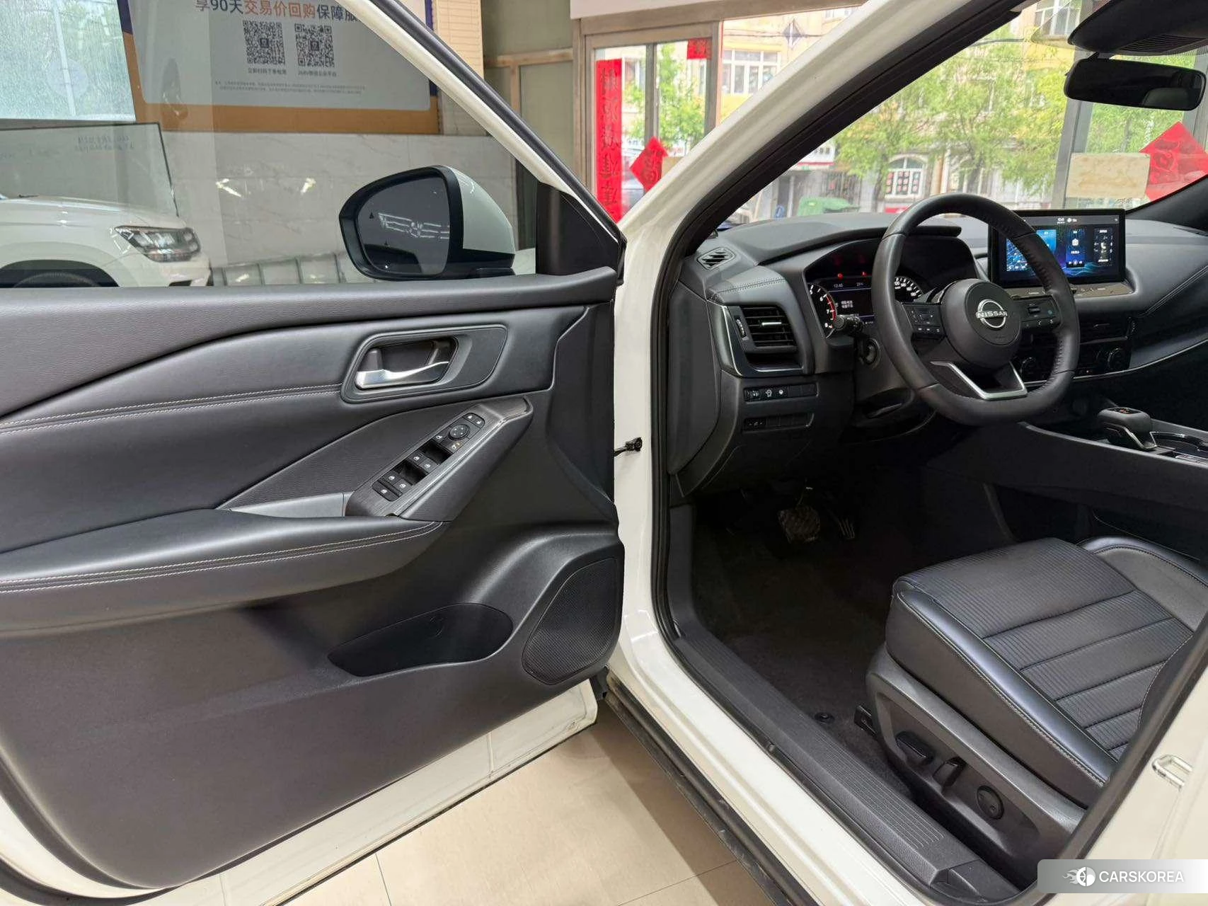 Nissan Qashqai 2023 Белый из Китая, фото 6