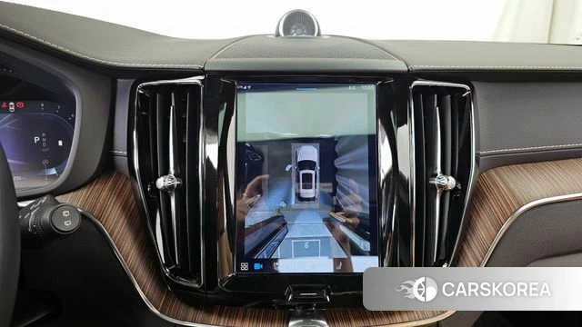 Volvo XC60 second Generation 2022 Белый из Кореи, фото 6