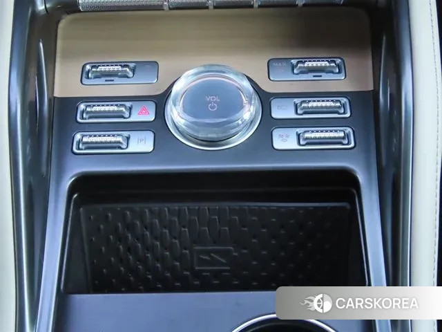 Lincoln Nautilus 2nd Generation 2024 Белый из Кореи, фото 6