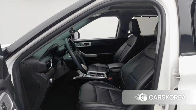 Ford Explorer 6th Generation 2021 Белый из Кореи, фото 6