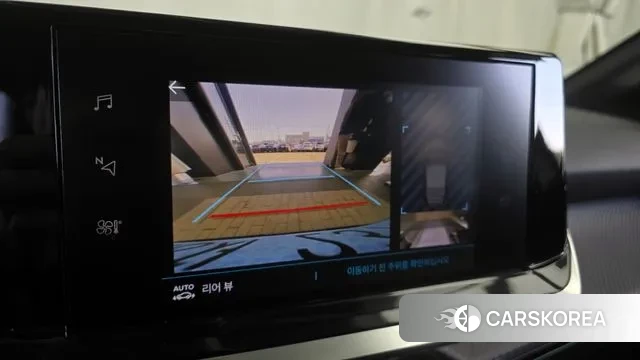 Peugeot e-208 second Generation 2023 Белый из Кореи, фото 6