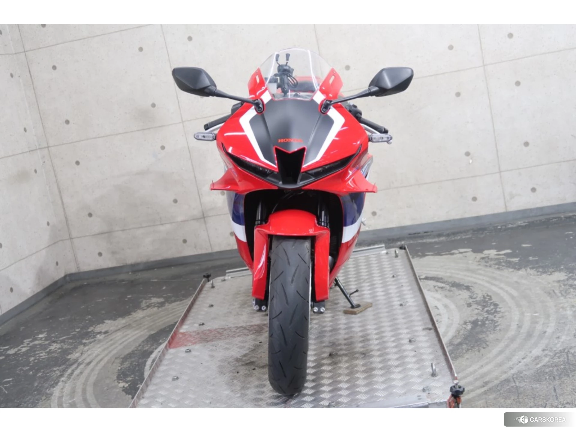 Проданный Honda CBR600RR ABS id 4184257 из Японии, фото 6