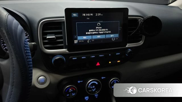 Hyundai Venue 2021 Серебристо-серый из Кореи, фото 6