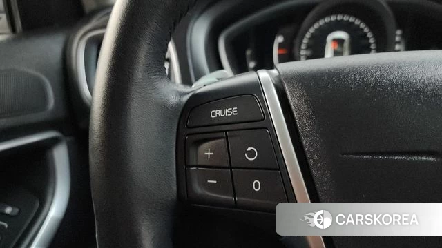 Volvo V40 2018 Серый из Кореи, фото 6