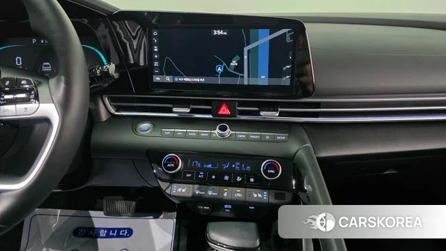 Hyundai The New Avante (CN7) 2024 Белый из Кореи, фото 6