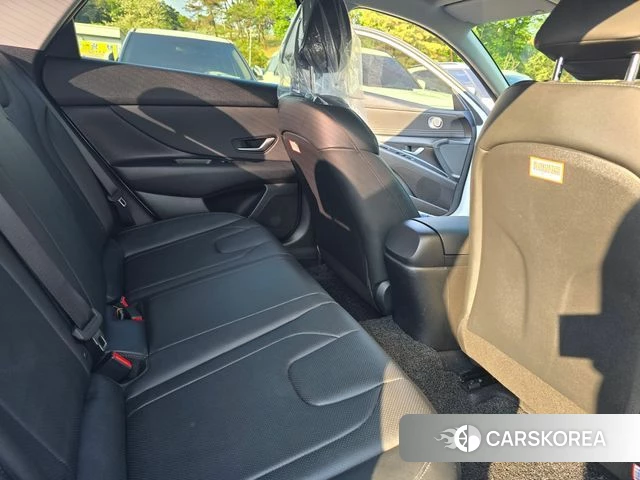 Hyundai Avante (CN7) 2022 Белый из Кореи, фото 6