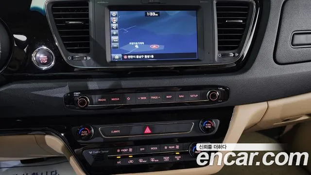 Kia The New Carnival 2019 Белый из Кореи, фото 6