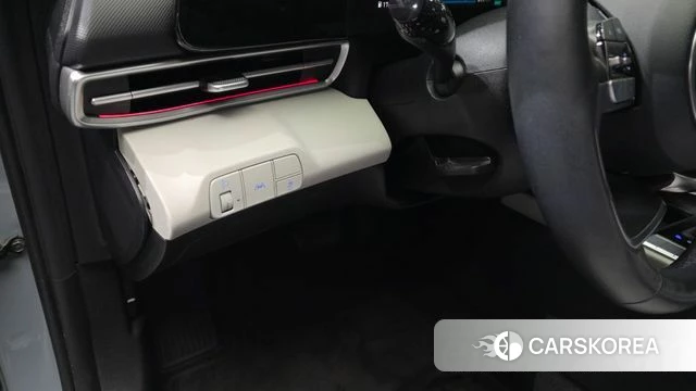 Hyundai Avante (CN7) 2021 Серебристо-серый из Кореи, фото 6