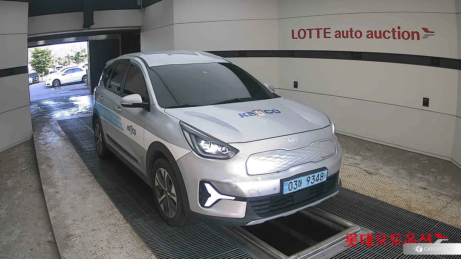 Kia Niro Plus 2023 Sparkling Silver из Кореи, фото 6
