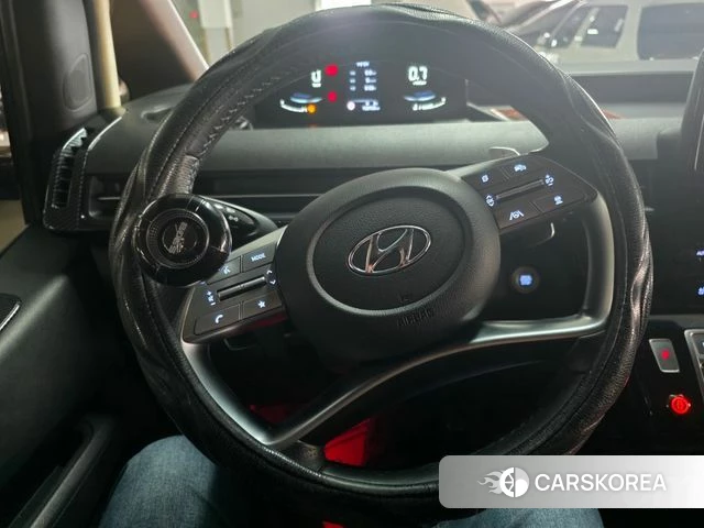 Hyundai Staria 2022 Белый из Кореи, фото 6