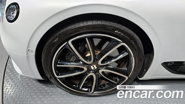 Bentley Continental GT 3rd Generation 2019 Белый из Кореи, фото 6