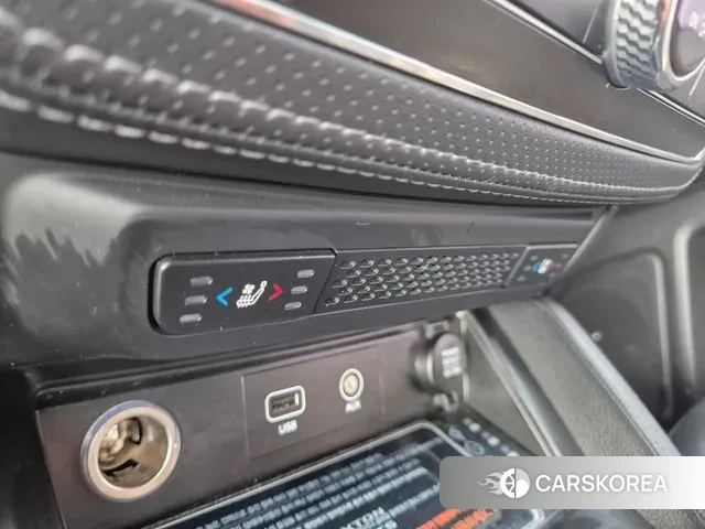 Ssangyong The New Rexton Sports Cannes 2021 Серебристо-серый из Кореи, фото 6