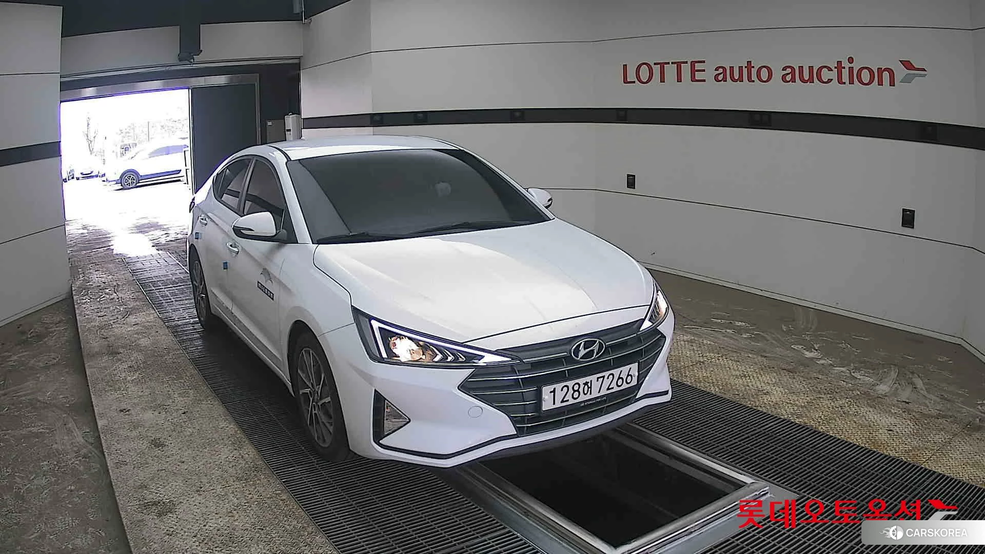 Hyundai Avante 2020 Polar White из Кореи, фото 6
