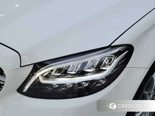 Mercedes-Benz Class C 2021 Белый из Китая, фото 6