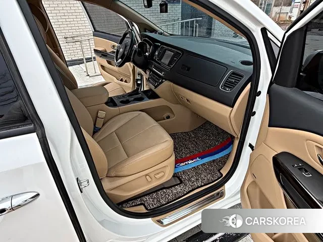 Kia The New Carnival 2018 Белый из Кореи, фото 6