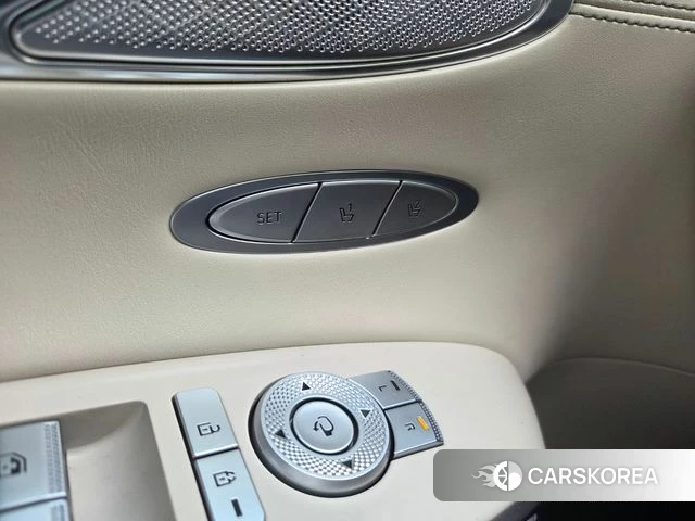 Genesis GV70 2022 Белый из Кореи, фото 6