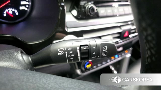 Kia Seltos 2022 Белый из Кореи, фото 6