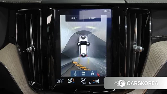 Volvo XC60 second Generation 2020 Белый из Кореи, фото 6