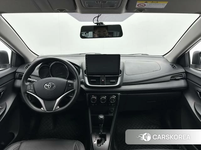 Toyota YARIS L Zhixuan 2023 Белый из Китая, фото 6