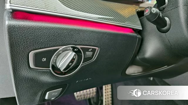 Mercedes-Benz E-Class W213 2022 Белый из Кореи, фото 6