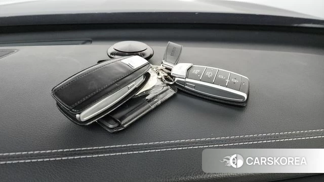 Genesis G90 2019 Черный из Кореи, фото 6